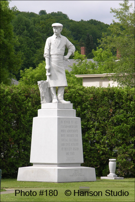 Barre, VT - Monument to Italian Americans